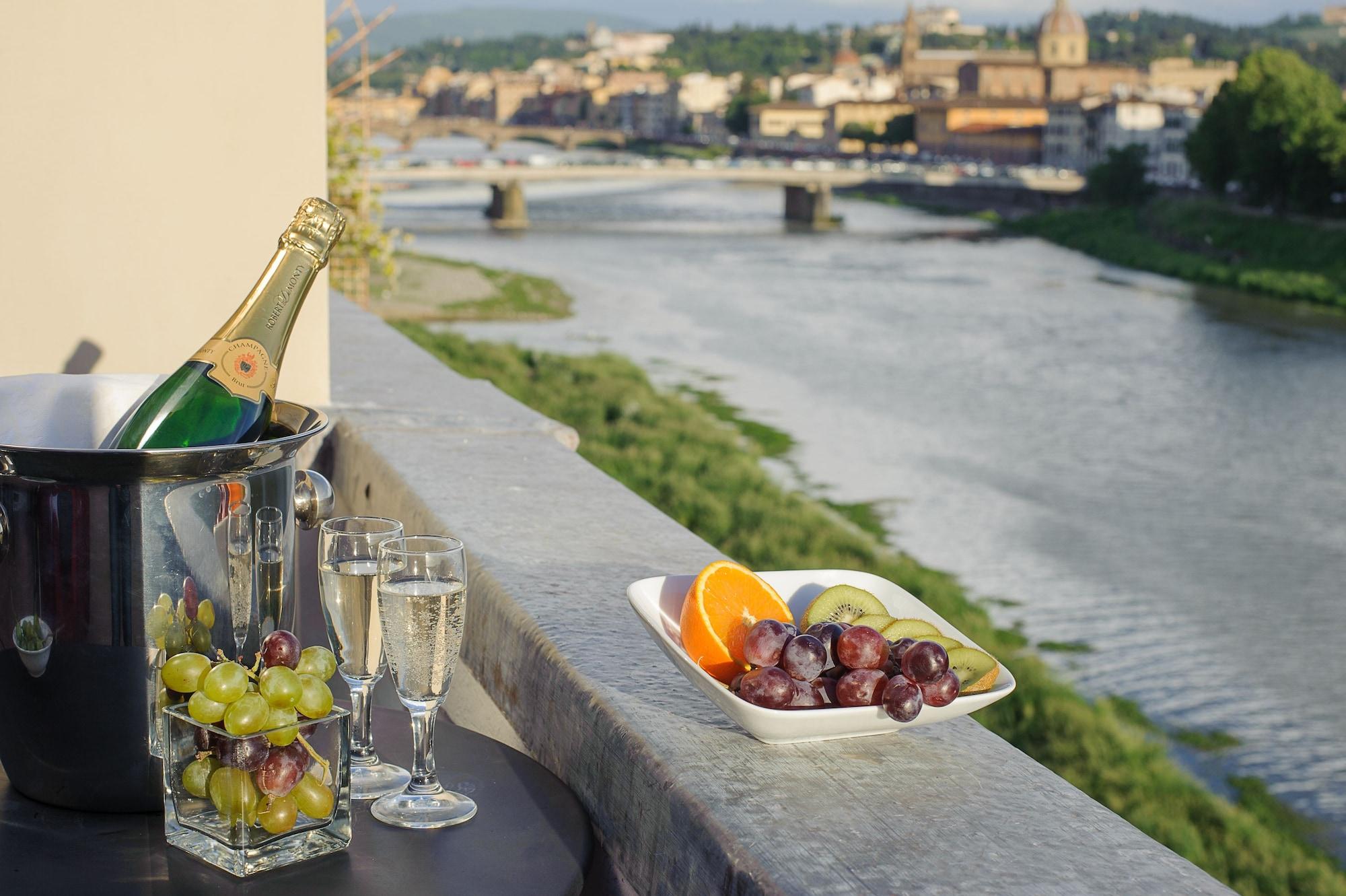 Hotel Lungarno Vespucci 50 Firenze Kültér fotó